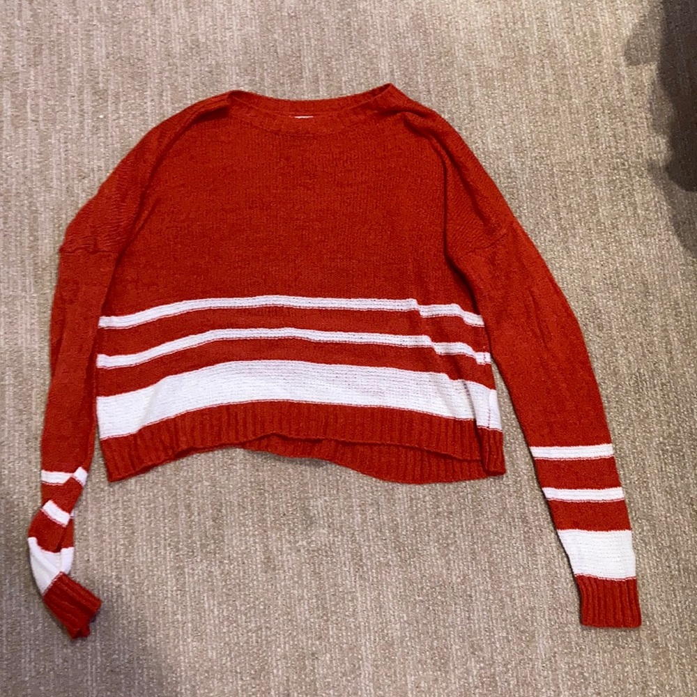 Crop top sweater